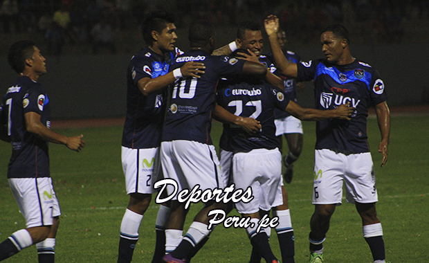 Imágenes del partido entre César Vallejo y Olimpia de Paraguay