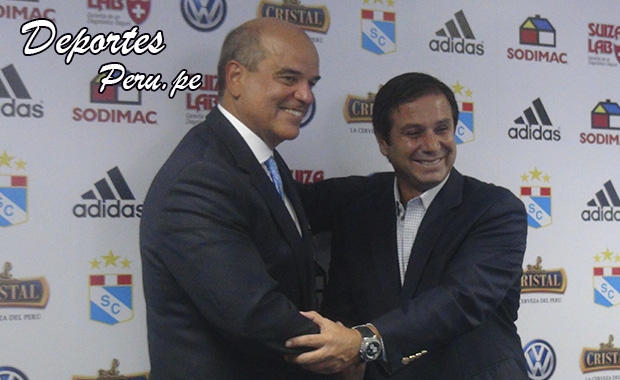 Cantuarias renunció a la presidencia de Sporting Cristal