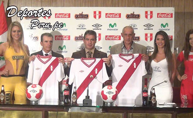 Pablo Bengoechea fue presentado como nuevo técnico de la selección peruana