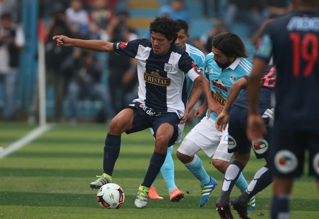 Torneo Clausura 2017: Alianza Lima vencio 2-1 a Sporting Cristal en La Victoria