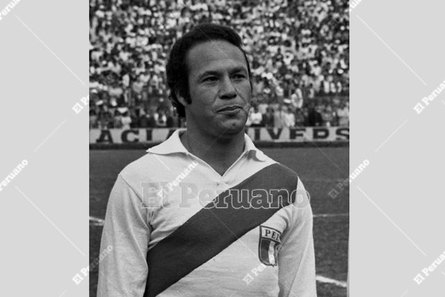 Fútbol Peruano llora la muerte de Enrique “Loco” Cassaretto